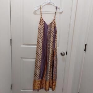 Dress Forum Women's Jumpsuit Size Medium Printed Sleeveless V Neck Wide Leg